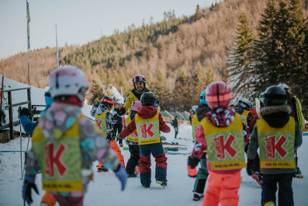 Talarinio Szkola Narciarska Czarny Gron 2025 55 scaled